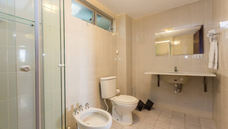 23370837-0fac-4f61-975f-fdafd3fccc62